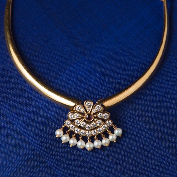 KMN 109 - Timeless Diamond Padakkam