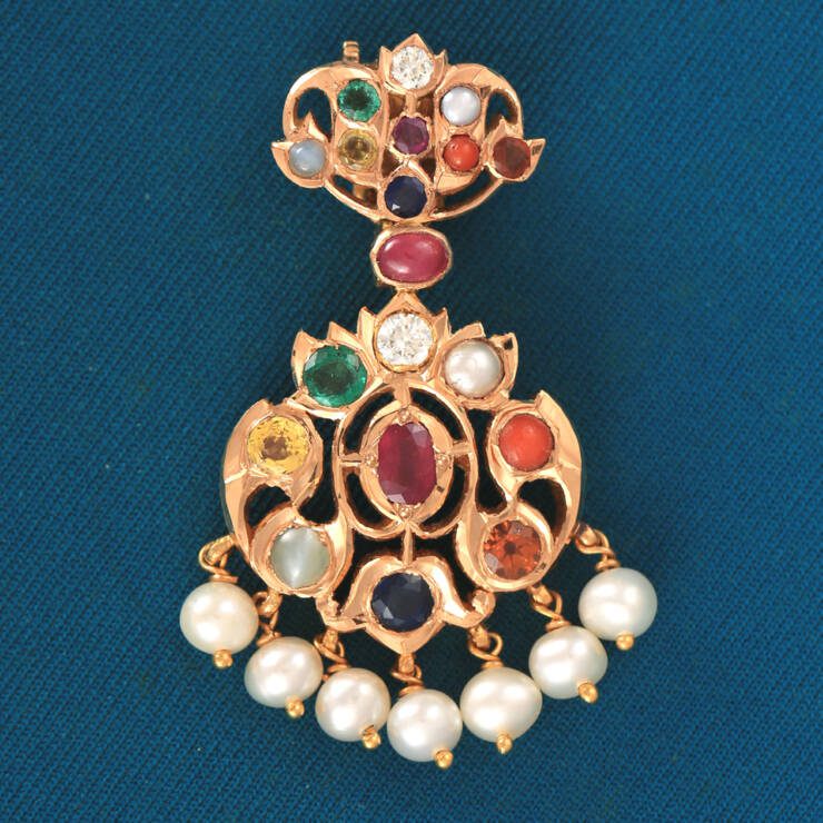 KMN 167 - Traditional Navaratna Pendant