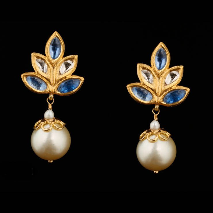 KMN 204 - Five Leaf Kynite Ear Tops