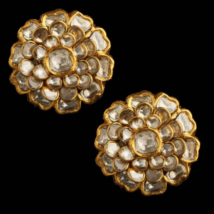 KMN 282 - Delicately Handcrafted Floral Uncut Earrings